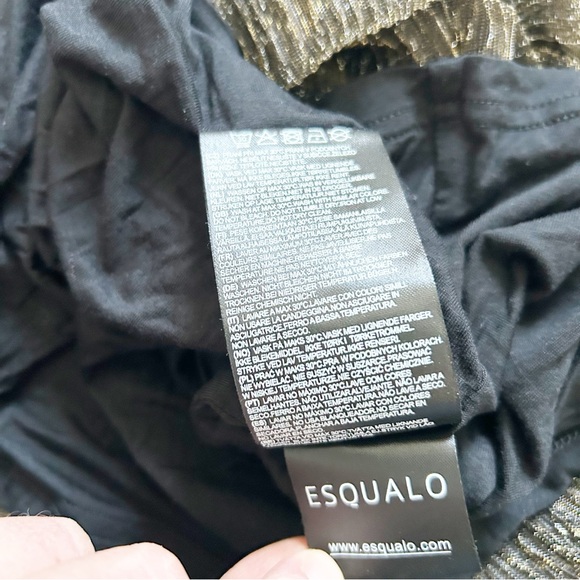 ESQUALO Textured Black & Gold Mini Skirt Flowy Size 10 - Picture 7 of 7